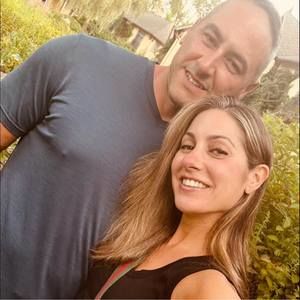 Meet your Posher, Alexia